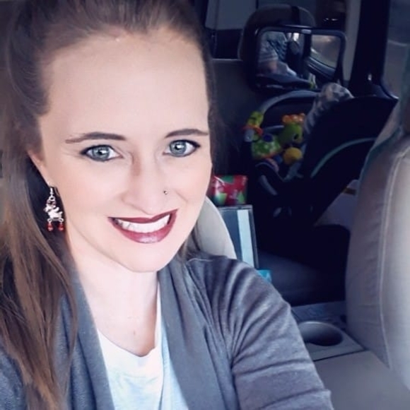 Meet your Posher, Kalli - Picture 1 of 1